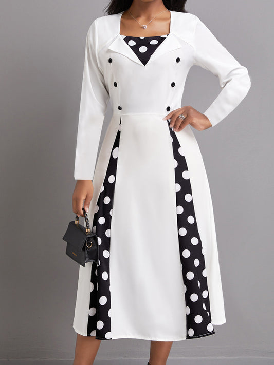 Robe midi à pois pour femmes avec élégante patte de boutonnage et panneaux en contraste Chic und Stil
