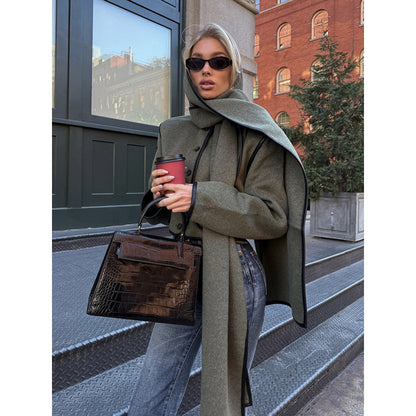 Dames Élégante veste cropped avec écharpe chic et poches raffinées Chic und Stil