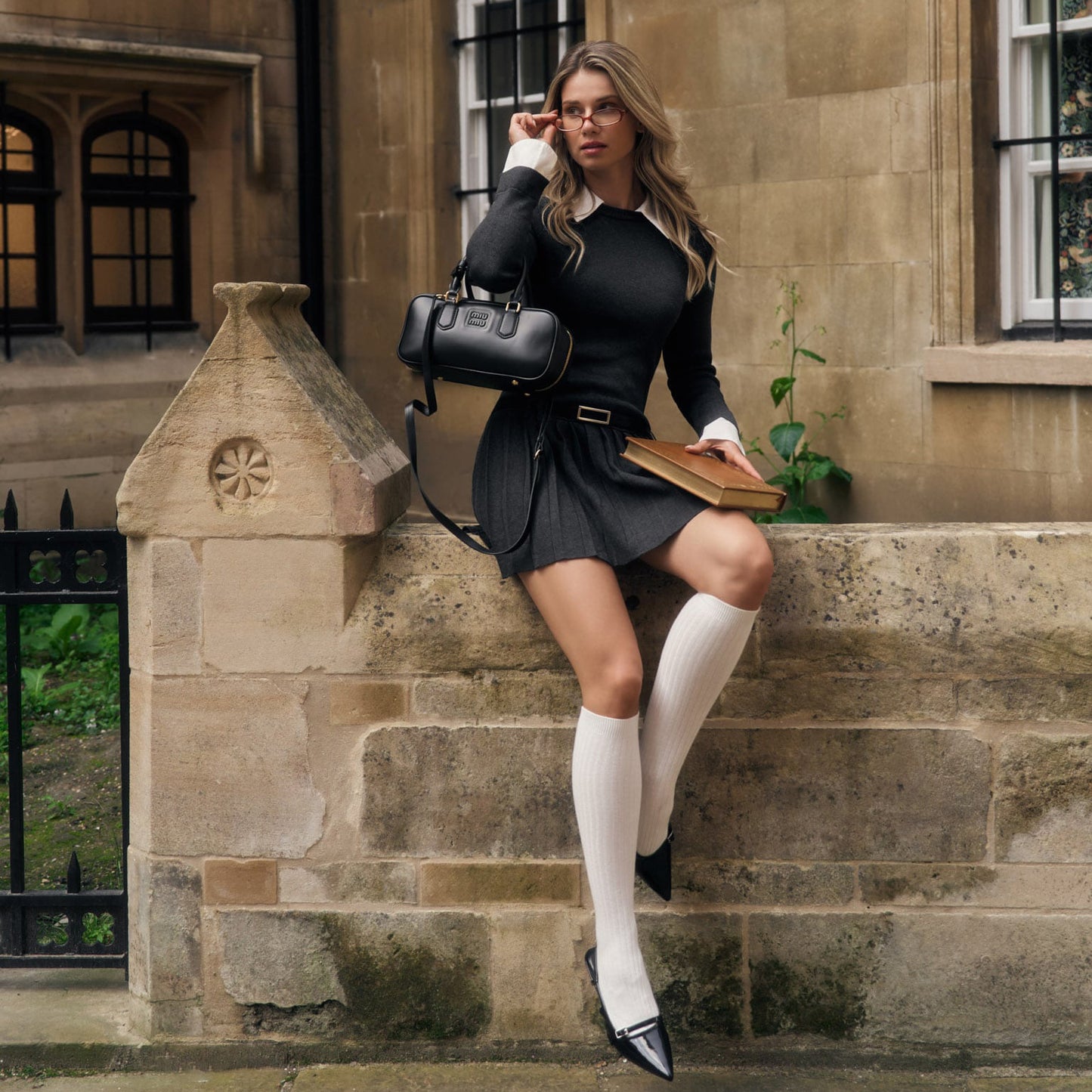 Dames élégant, imprimé robe à manches courtes avec col et plis Chic und Stil