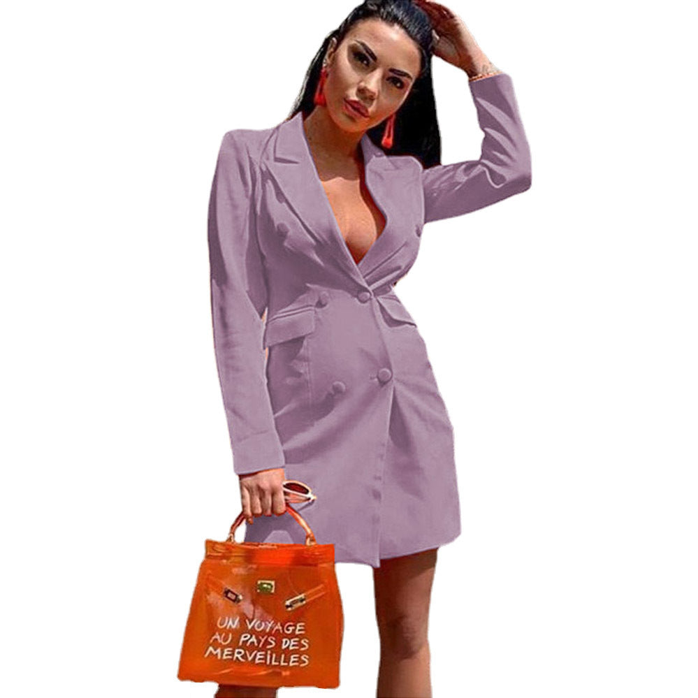 Robe blazer pour femmes avec double rangée de boutons et silhouette élégante Chic und Stil