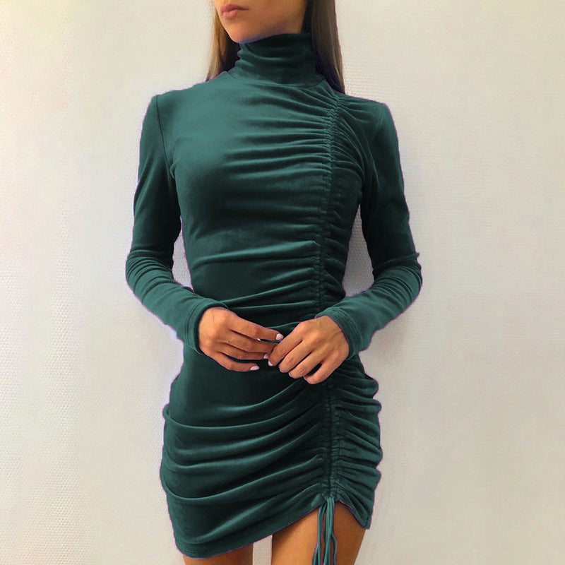 Robe mini élégante en velours pour femmes avec col haut et effet froncé raffiné Chic und Stil