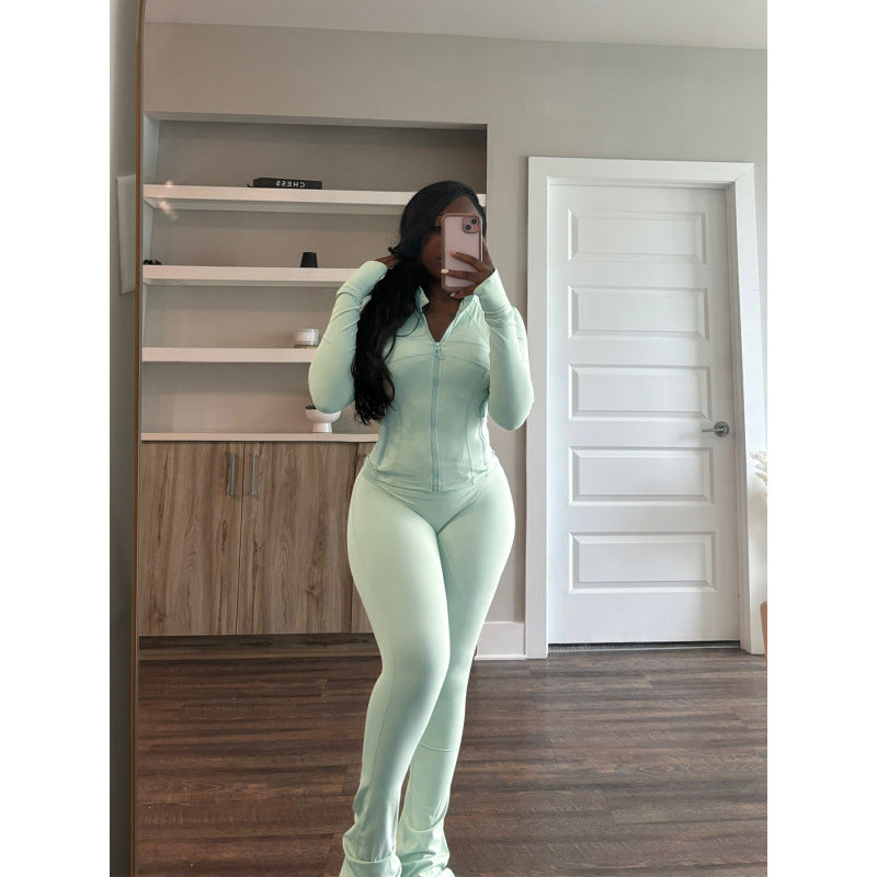 Combinaison femme ajustée avec col montant et zip intégral Chic und Stil