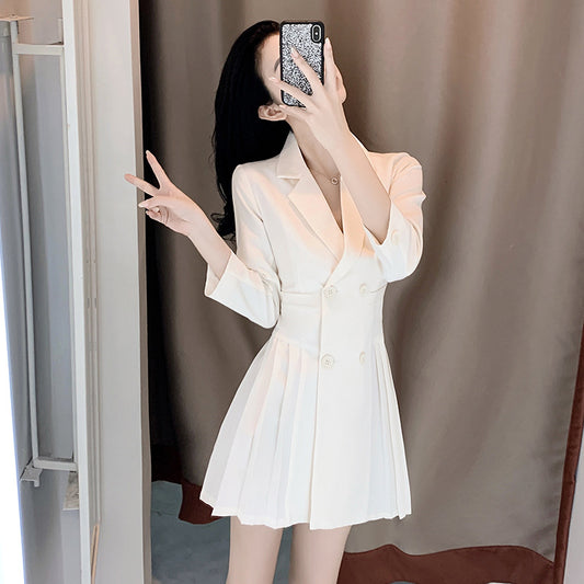 Robe mini plissée croisée pour femmes Chic und Stil