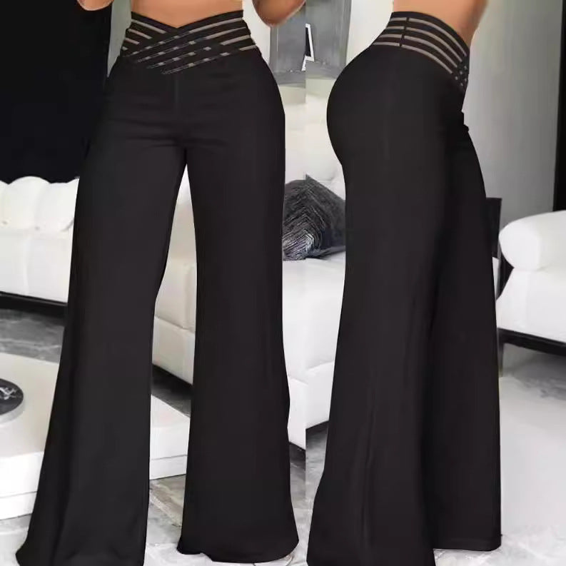 Wide leg pants for women with a trendy grid design Chic und Stil