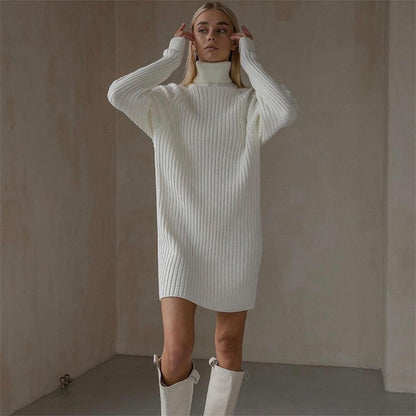 Robe tricotée pour femmes avec col haut et grandes manches Chic und Stil