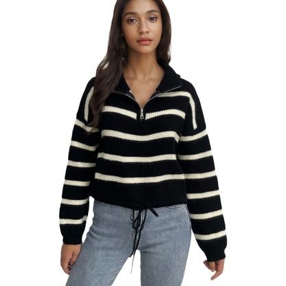 Pull femme en tricot avec col montant et cordon de serrage Chic und Stil