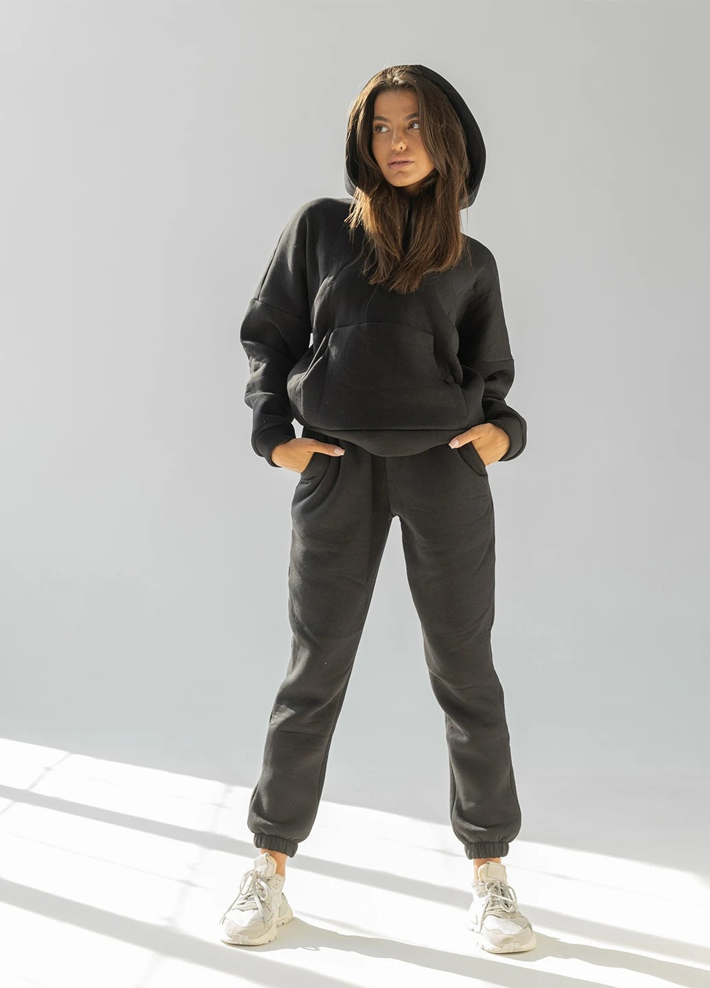 Comfortable Ladies Fleece-Hoodie and Jogging Pants Chic and Stil