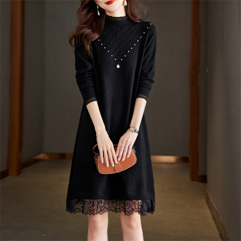 Robe en tricot pour dames avec col montant et finition en dentelle Chic und Stil