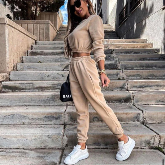 Casual short set for women with elastic waist drawstring and wide pants Chic and Style