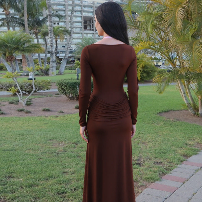 Robes maxi élégantes pour femmes avec une coupe sculptante et des fronces Chic und Stil