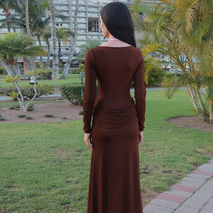 Robes maxi élégantes pour femmes avec une coupe sculptante et des fronces Chic und Stil