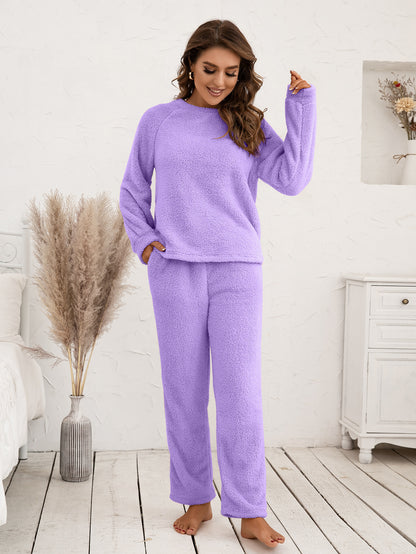 Cozy fleece pajama set for women with long sleeves and comfortable pants Chic and Style