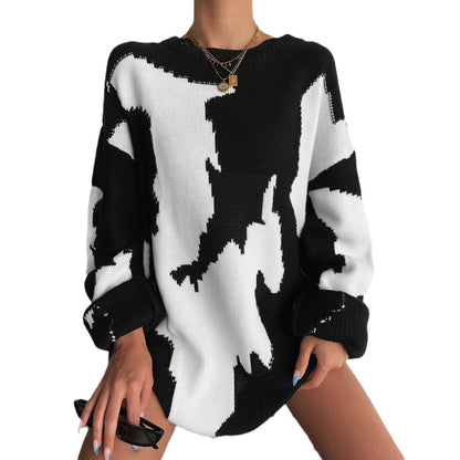 Ladies oversized knitted pullover with graphic pattern Chic and Style