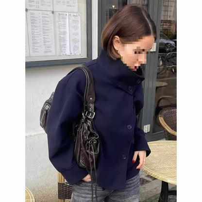 Damen Übergangsjacke mit hohem Kragen und Knopfdetails Chic und Stil