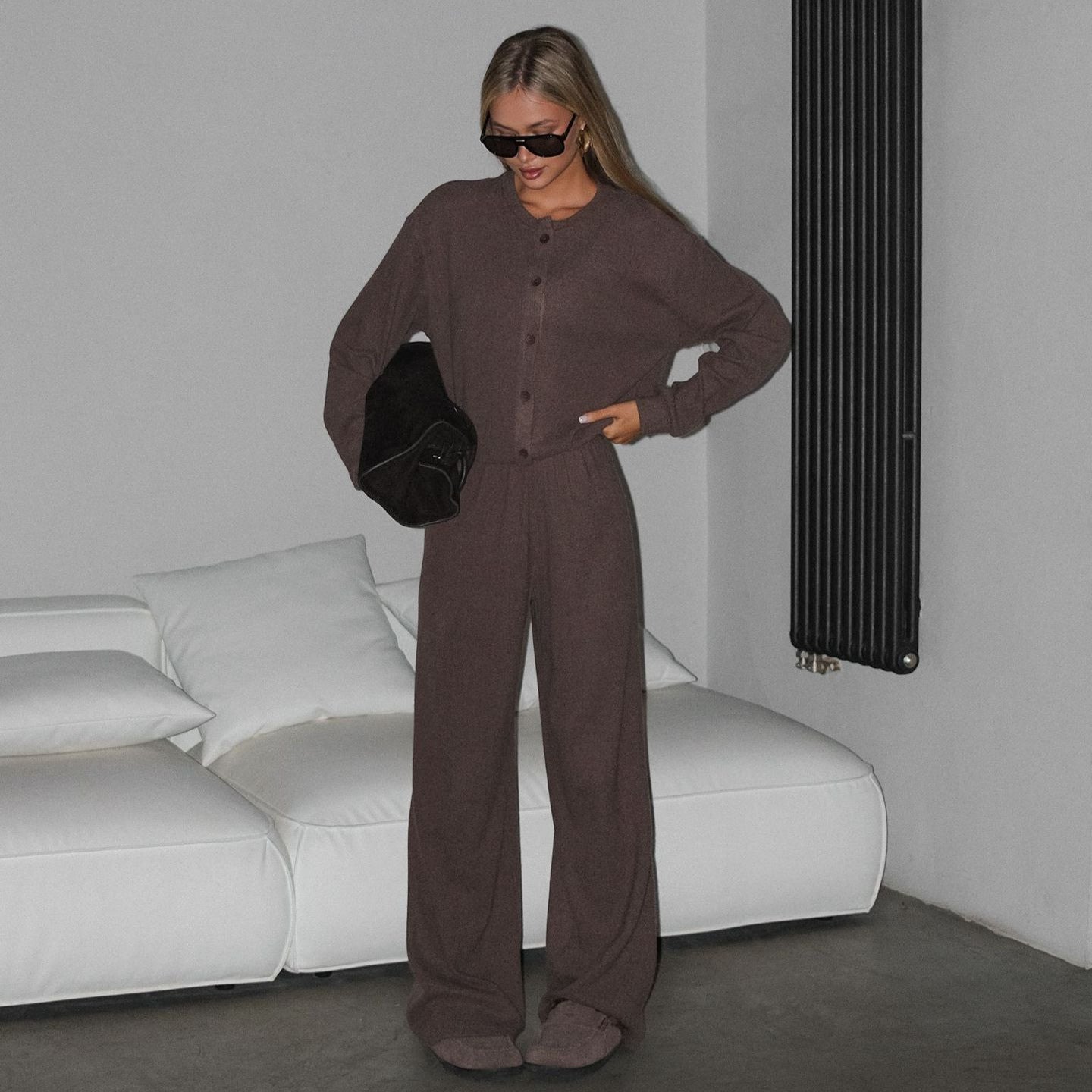 Dames élégant et confortable combinaison avec une fermeture à bouton Chic und Stil