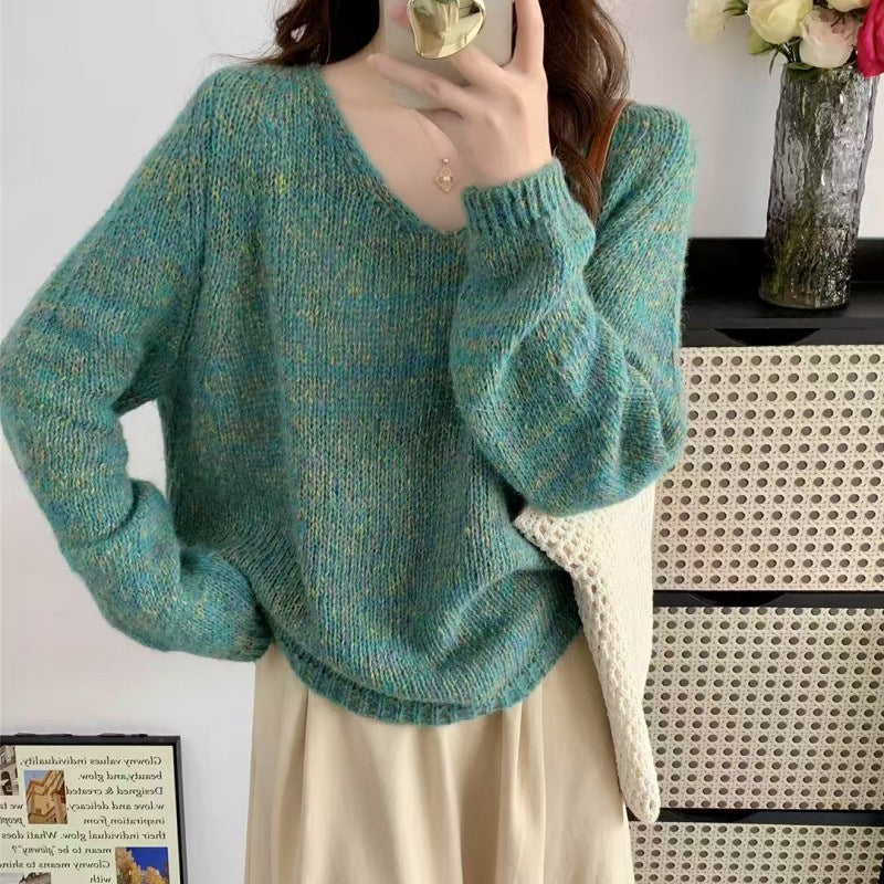 Pull en tricot léger pour femmes avec décolleté en V et manches volumineuses Chic und Stil