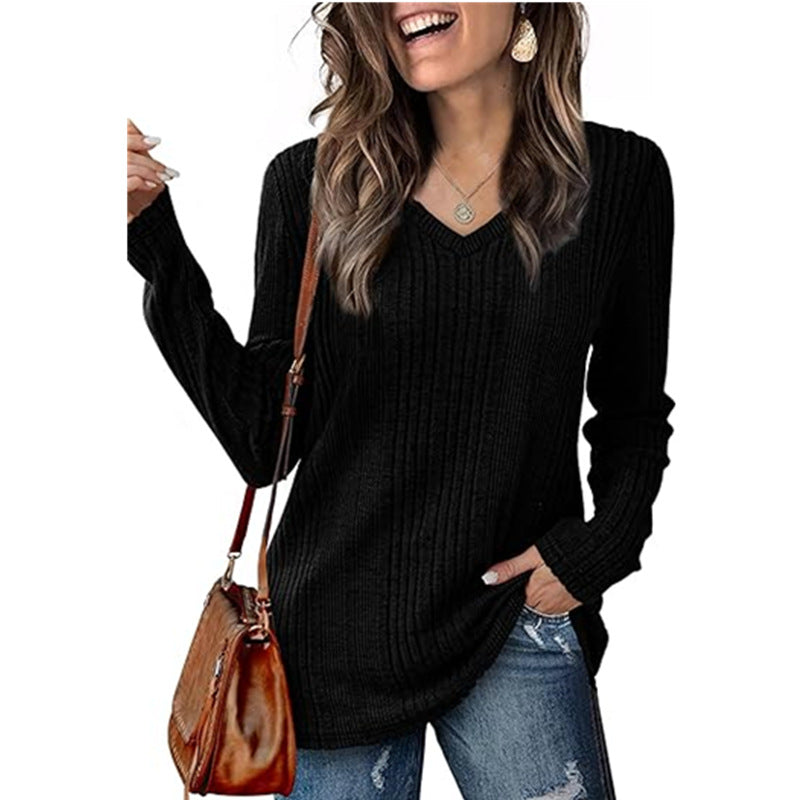 Pull féminin à col en V à la mode avec structure en côtes Chic und Stil