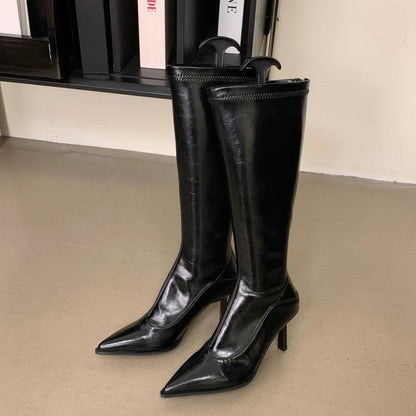 Bottes élégantes pour femmes sur cuisse en cuir de haute qualité avec talon pointu Chic und Stil