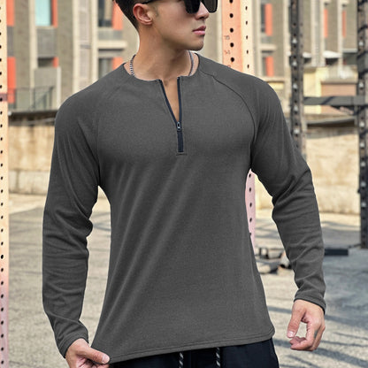 Functional T-shirt for men with innovative zipper and breathable structure Chic and Style