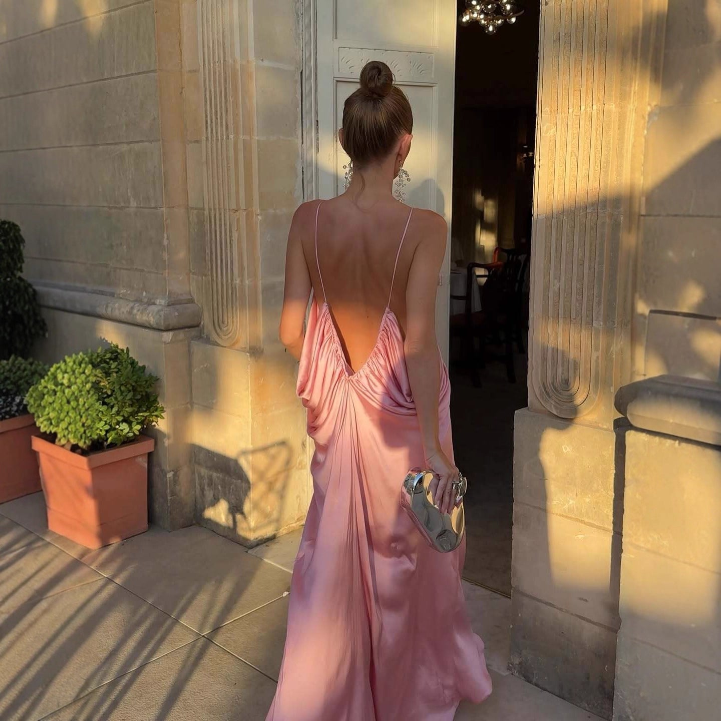 Robe maxi femme avec coupe décontractée et drapés raffinés Chic und Stil