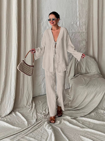 Casual set for women with a loose top and comfortable pants Chic and Style