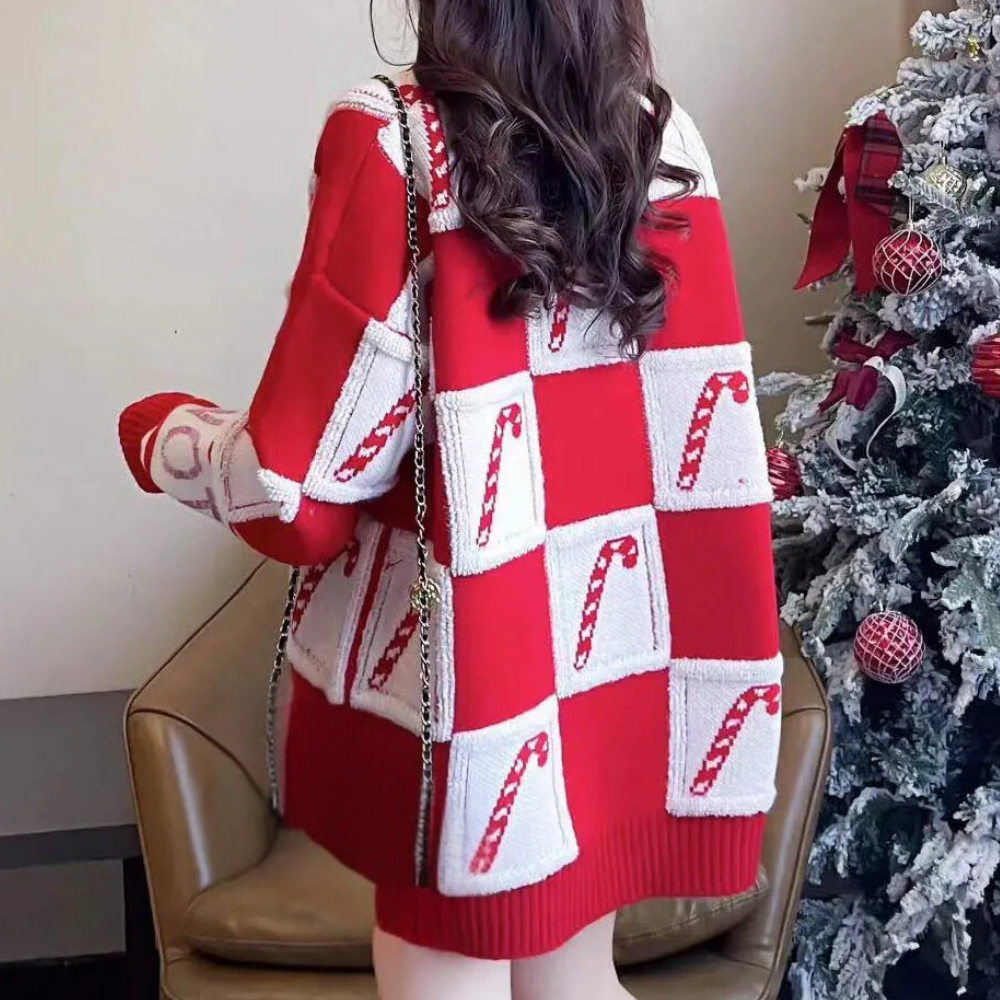 Chic und Stil | Pull de Noël oversized - Mauvais pull de Noël femme