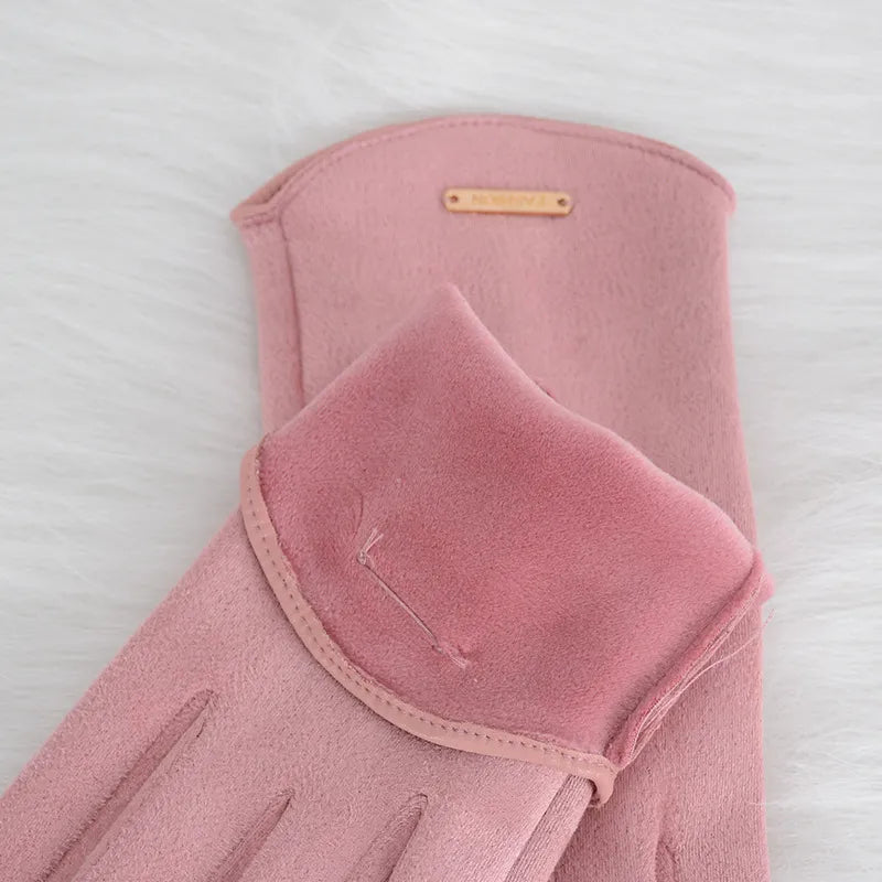 Chic and Style | Stylish suede gloves with lining