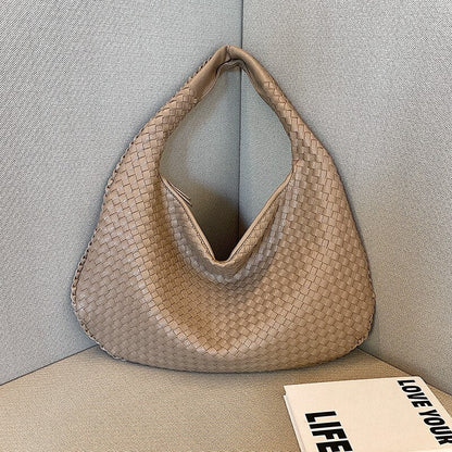Chic and Style | Elegant Leather Shoulder Bag 