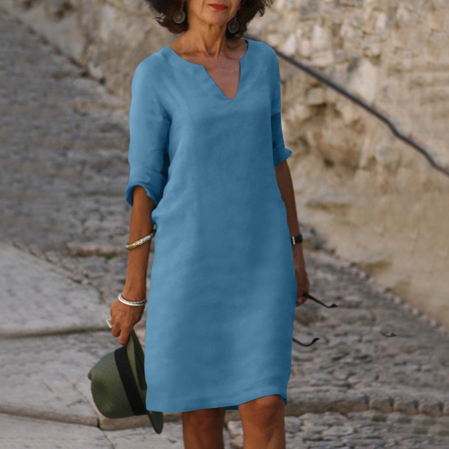 Chic und Stil | Elegant Summer Dress with V-Neck
