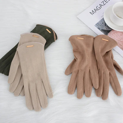 Chic and Style | Stylish suede gloves with lining