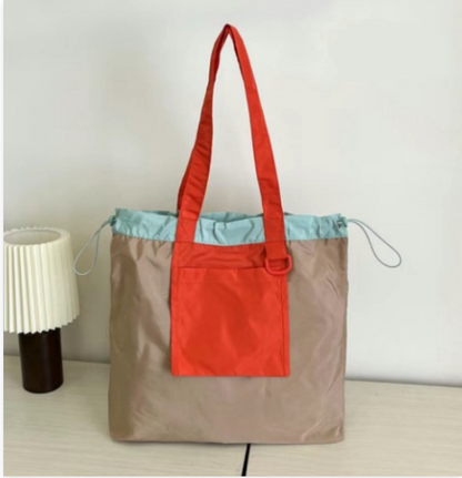 Chic und Stil | Foldable, Waterproof Super Tote Bag