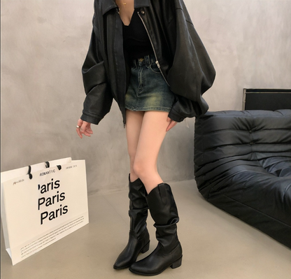 Chic und Stil - Bottes vintage en daim avec volants