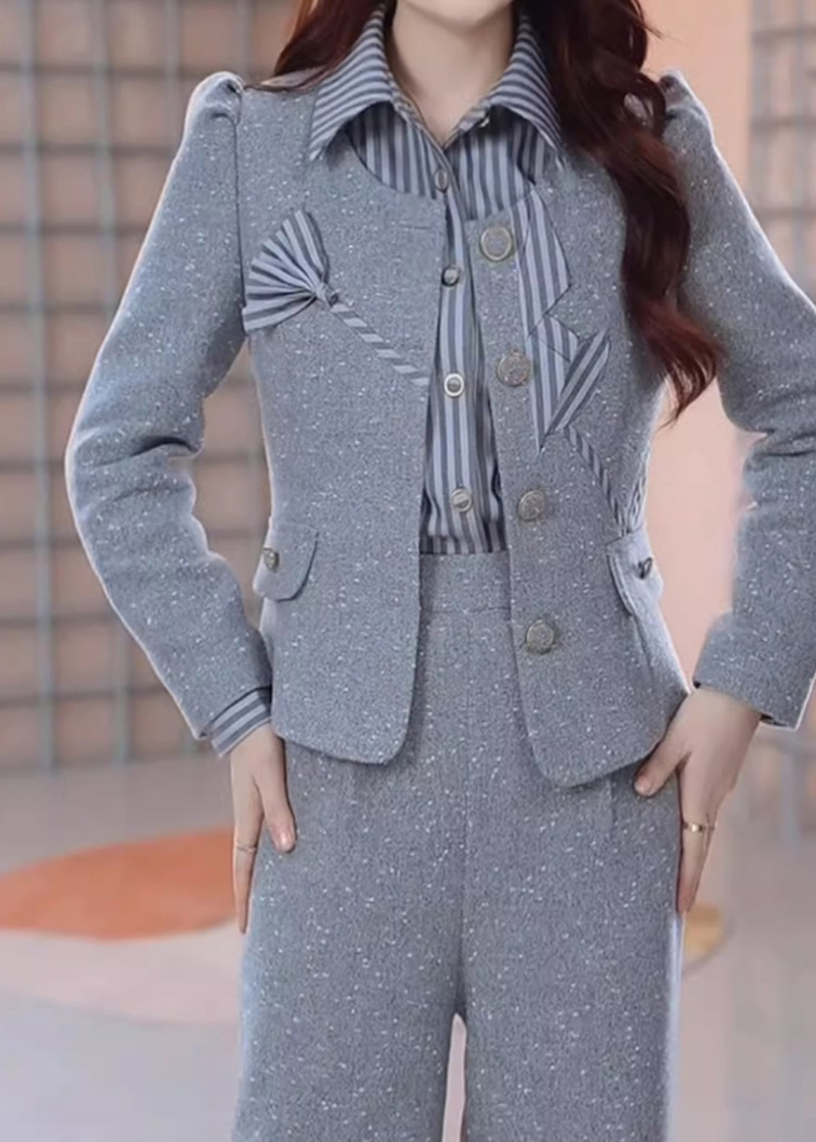 Chic und Stil | Gray patchwork coats, shirts and pants, three-piece set