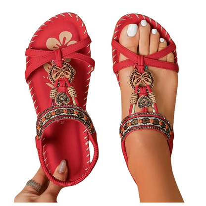 Chic und Stil | Flat Sandals - Boho - Rhinestone Butterfly