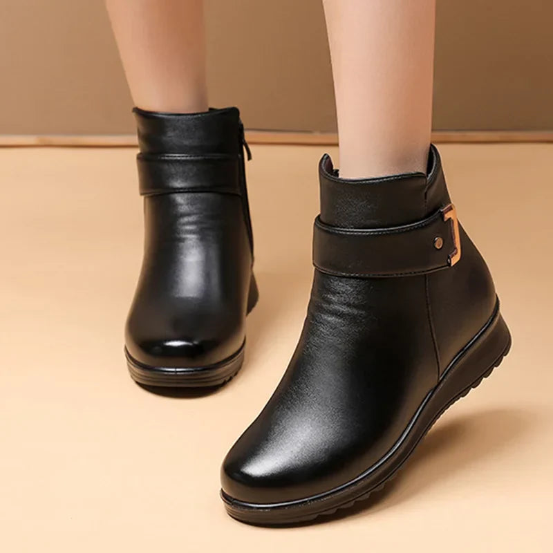 Chic and Style | Women's orthopedic boots with metal buckle in genuine leather and wool
