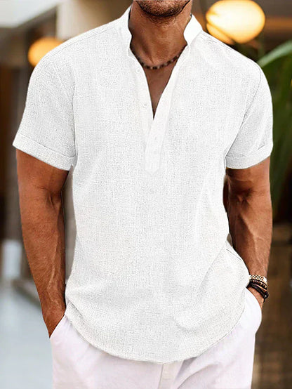 Chic und Stil | High-quality, Comfortable Men's Polo Shirt with V-neck