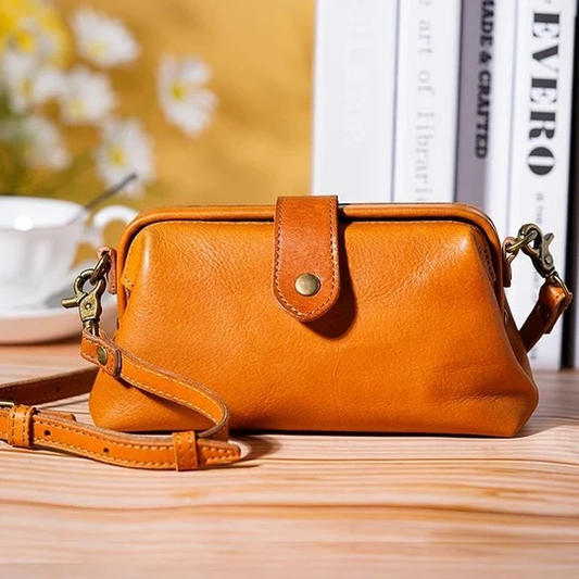 Chic and Style | Handmade retro bag made of genuine leather 