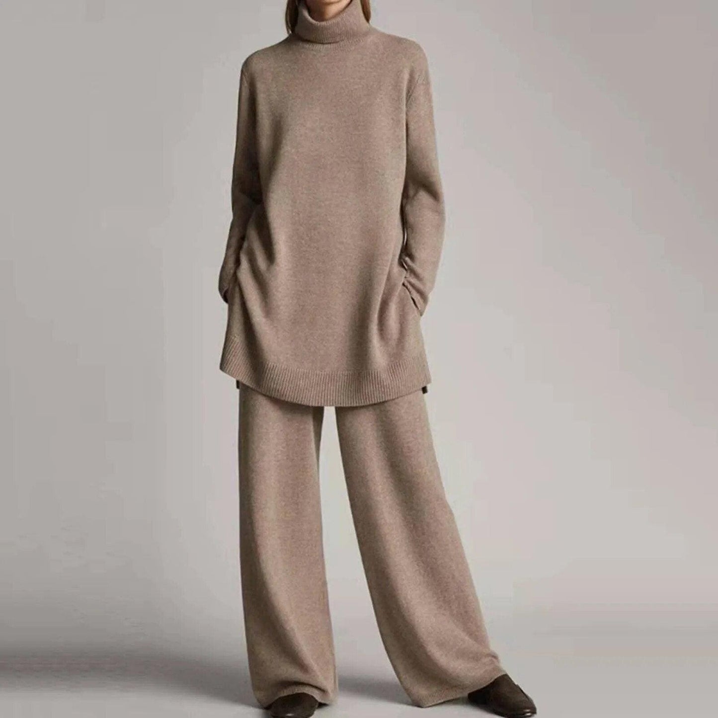 Chic und Stil | Sweater with turtleneck and wide leg pants