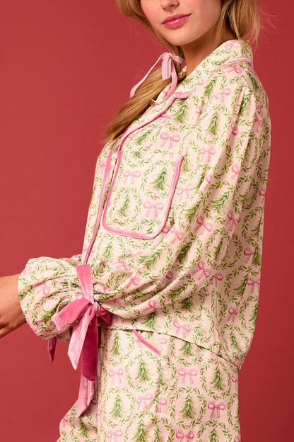 Chic und Stil | Christmas Printed Velvet Lacing Long Sleeve Bag Top and Elastic Waist Pants Set