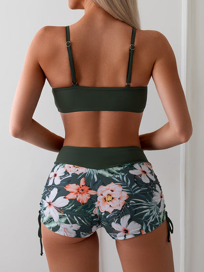 Chic und Stil | 2 Piece Bikini with Green Floral Pattern and High Waist