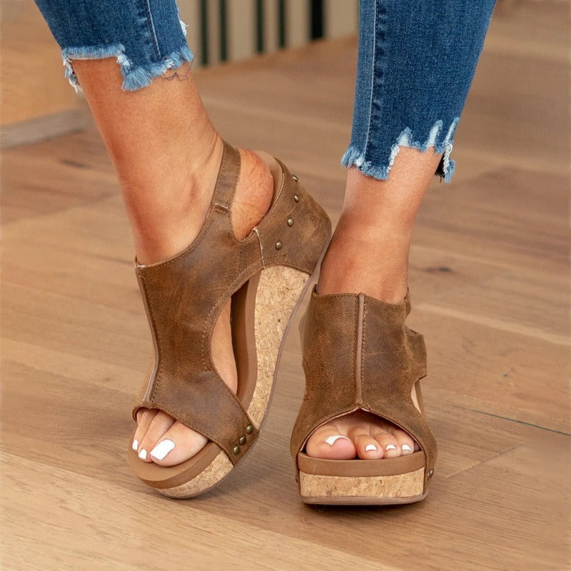 Chic und Stil | Summer sandals made of leather