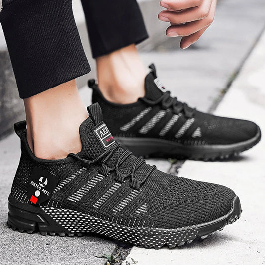 Chic and Style | Airy and trendy sweat-wicking trainer for men