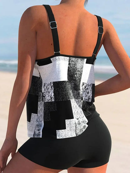Chic und Stil | Tankini with Double Strap and Geometric Print