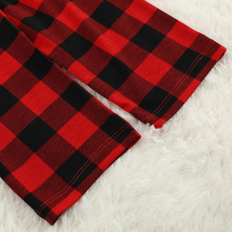 Chic und Stil | Christmas tree & "2025 Creating Memories Together" patterned contrast top and black-red checkered pants family matching pajama set