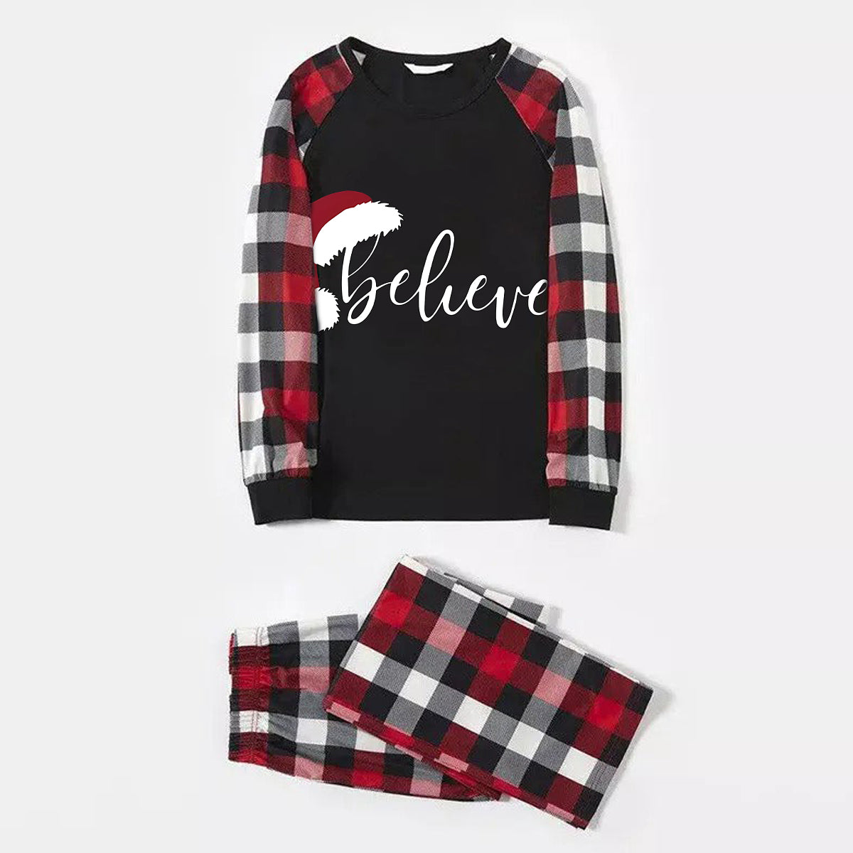 Chic und Stil | Christmas hat and 'Believe' letter print patterned check sleeves contrast tops and red & black & white check pants family pajama set with dog bandana