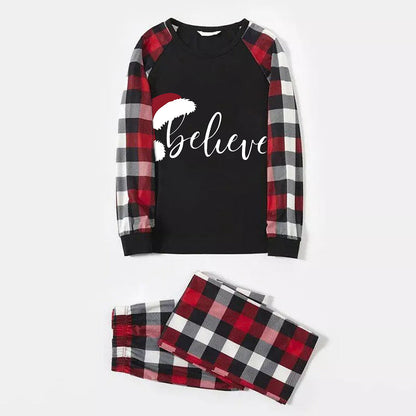 Chic und Stil | Christmas hat and 'Believe' letter print patterned check sleeves contrast tops and red & black & white check pants family pajama set with dog bandana