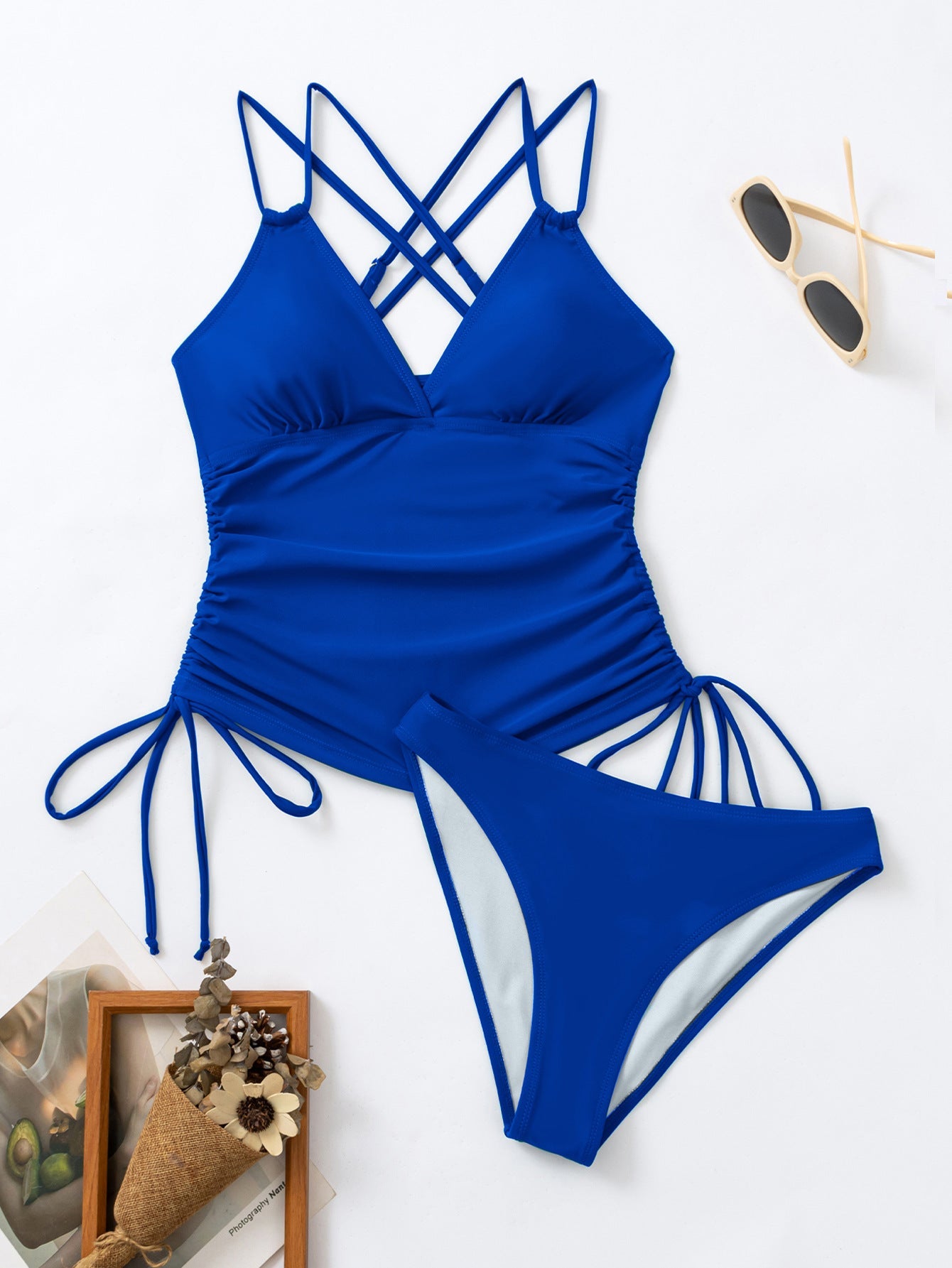 Chic und Stil | Tankini swimsuit with crossed straps
