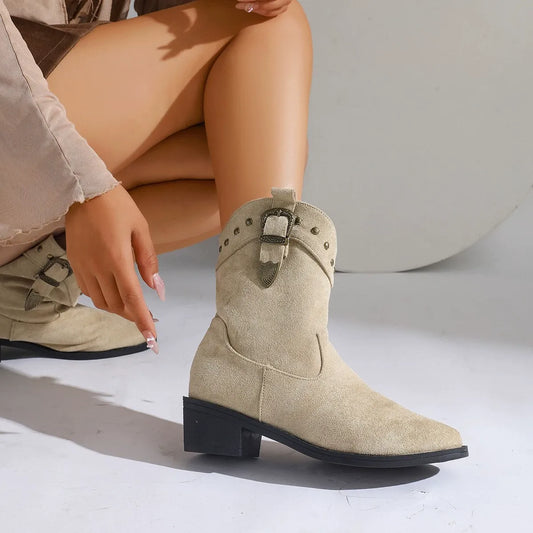 Chic und Stil | Mid-Tube Boots - Suede Texture - Pointed Toe - Thick Heel - Buckle & Studs