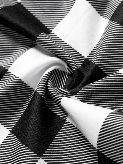 Chic und Stil | "2025 Family Christmas" Letter Print Black Long Sleeve Shirt with Black and White Checkered Pants Family Matching Pajamas