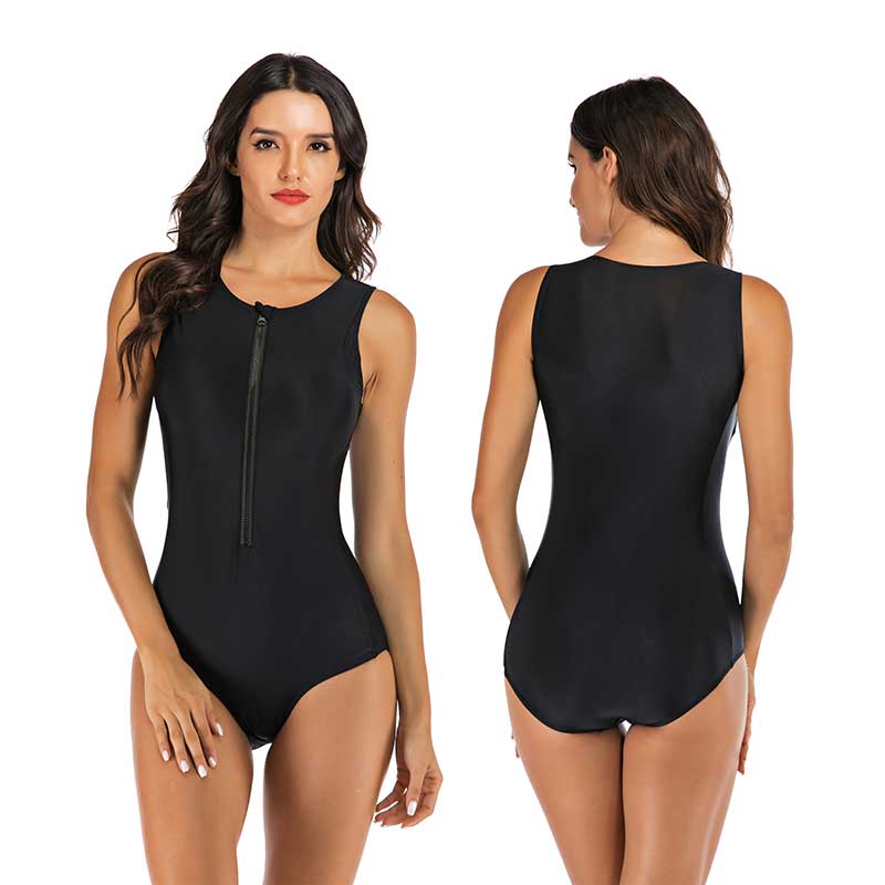 Chic und Stil | One-Piece Sport Swimsuit with Interesting Design